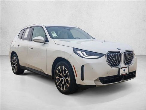 Certified 2026 BMW X3 xDrive30i w/ Convenience Package AWD/4WD image 3