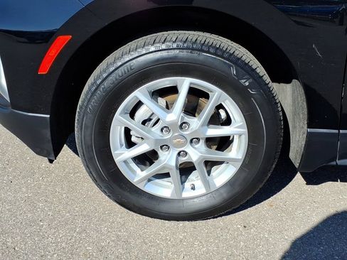 Used 2023 Chevrolet Equinox LT AWD/4WD image 9