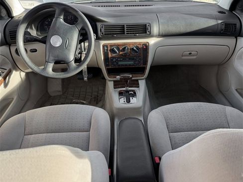 Used 1999 Volkswagen Passat GLS image 23