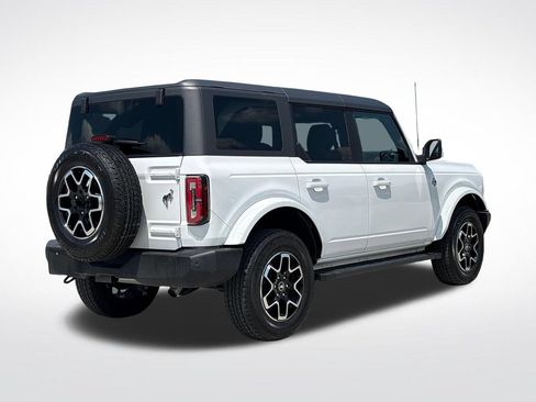 Used 2024 Ford Bronco Outer Banks AWD/4WD image 8