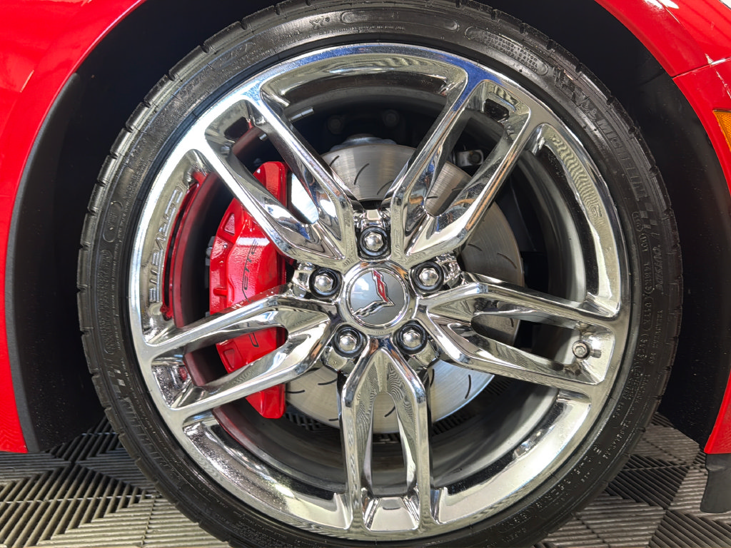 Certified 2015 Chevrolet Corvette Stingray Convertible w/ 3LT Preferred Equipment Group RWD image 41