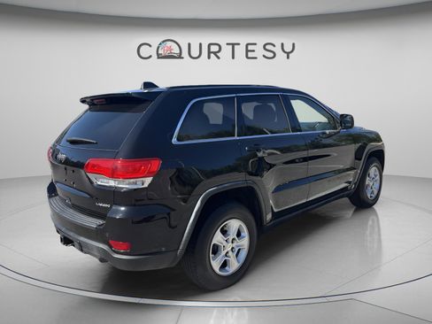 Used 2017 Jeep Grand Cherokee Laredo RWD image 7