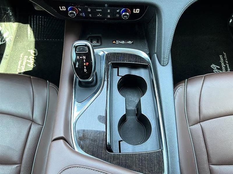 Used 2019 Buick Enclave Avenir w/ Avenir Technology Package FWD image 33