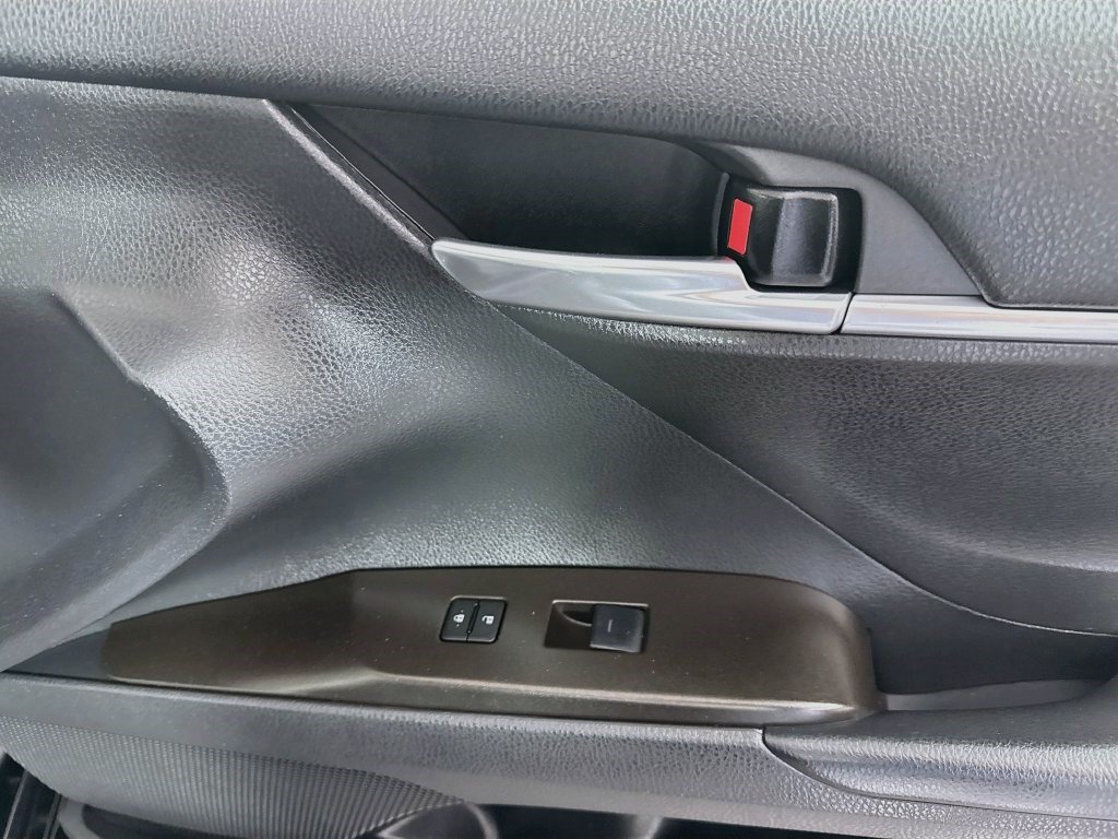 Used 2021 Toyota Camry LE FWD image 29