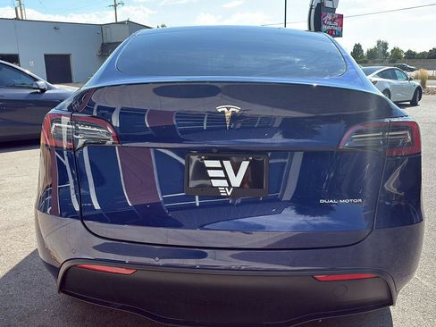 Used 2022 Tesla Model Y Long Range AWD/4WD image 7