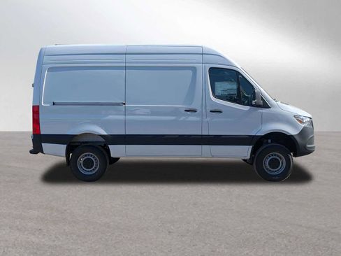 New 2025 Mercedes-Benz Sprinter 2500 image 2
