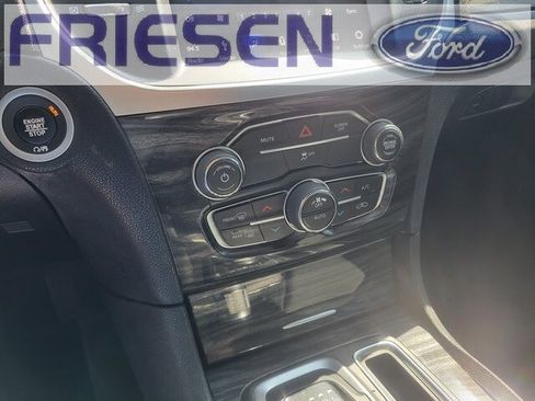 Used 2018 Chrysler 300 Touring w/ Sport Appearance Package image 19