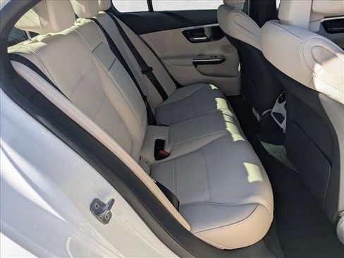Used 2025 Mercedes-Benz C 300 Sedan image 20