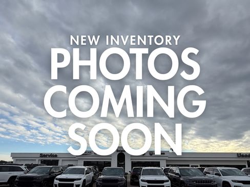 Used 2015 Ford F150 Lariat w/ Equipment Group 502A Luxury AWD/4WD image 11