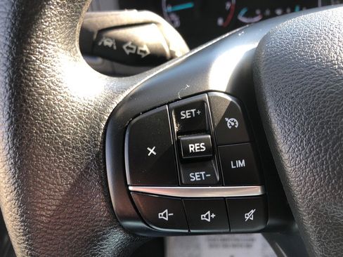 Used 2024 Ford Transit 250 Low Roof w/ Exterior Upgrade Package image 32