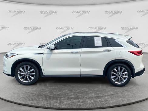 Used 2019 INFINITI QX50 Essential w/ Premium Audio Package FWD image 4