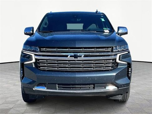 Used 2021 Chevrolet Suburban Premier w/ Premium Package image 2