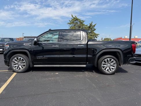 Used 2024 GMC Sierra 1500 Denali w/ Denali Reserve Package AWD/4WD image 4
