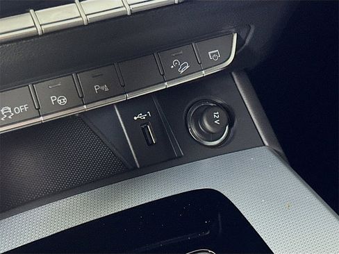 Used 2025 Audi Q5 Prestige image 33