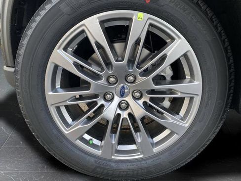 New 2026 Ford Explorer Active w/ Active Comfort Package image 35