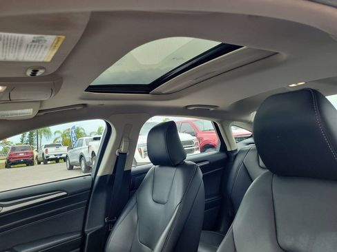 Certified 2020 Ford Fusion Titanium FWD image 21