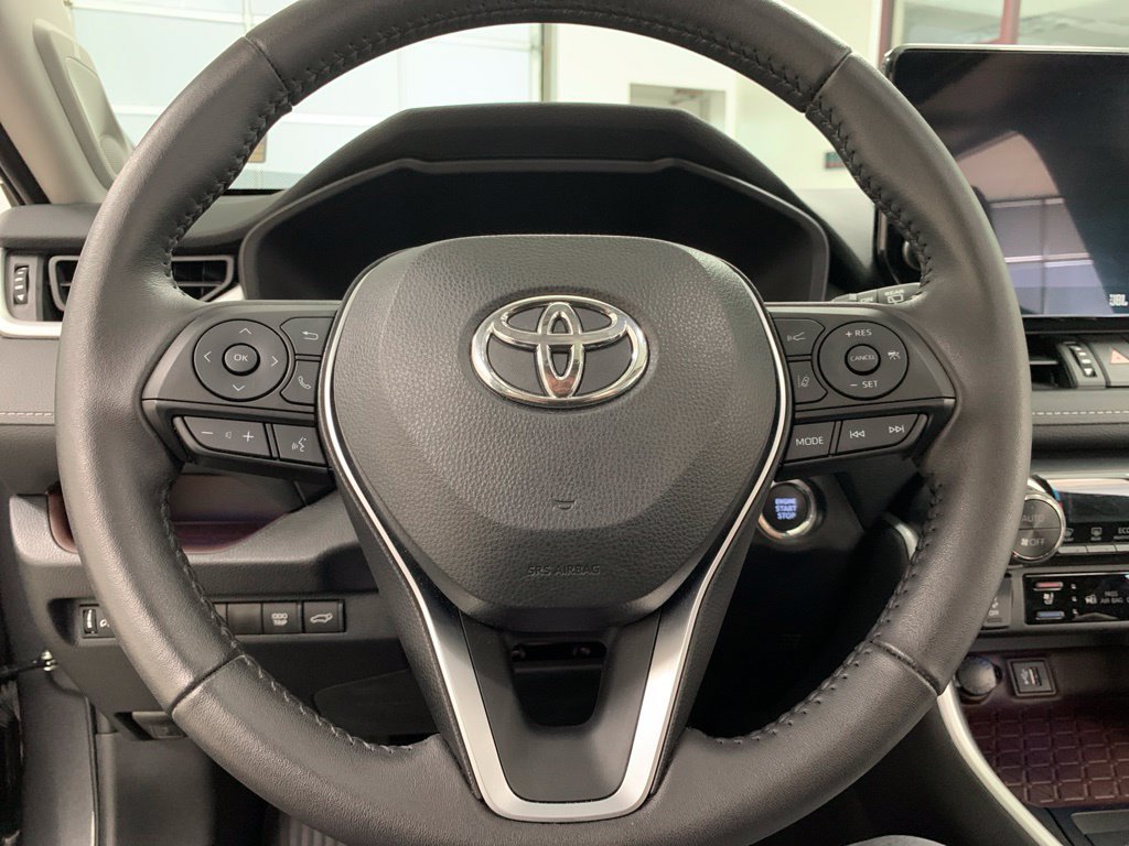 Used 2024 Toyota RAV4 Limited FWD image 19