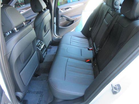 Used 2023 BMW 530i w/ M Sport Package RWD image 40