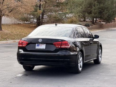 Used 2015 Volkswagen Passat 1.8T Limited Edition image 4