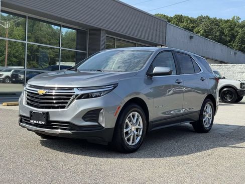 Used 2024 Chevrolet Equinox LT FWD image 25