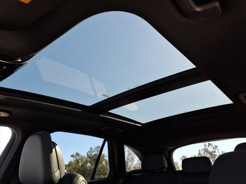 New 2026 Mercedes-Benz GLC 300 GLC 300 image 15