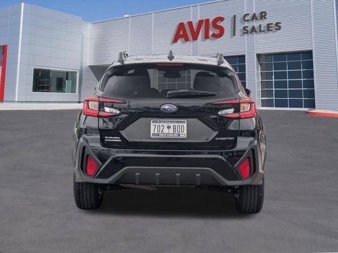 Used 2025 Subaru Crosstrek 2.5i Premium AWD/4WD image 7
