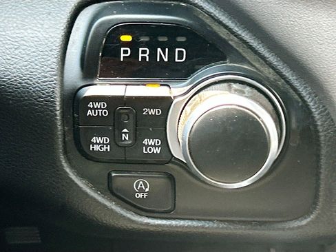 Used 2023 RAM 1500 Big Horn AWD/4WD image 25