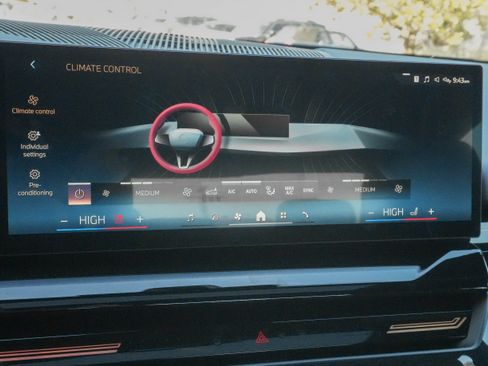 Certified 2026 BMW 530i image 25