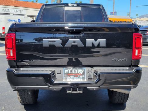 Used 2025 RAM 2500 Limited image 32