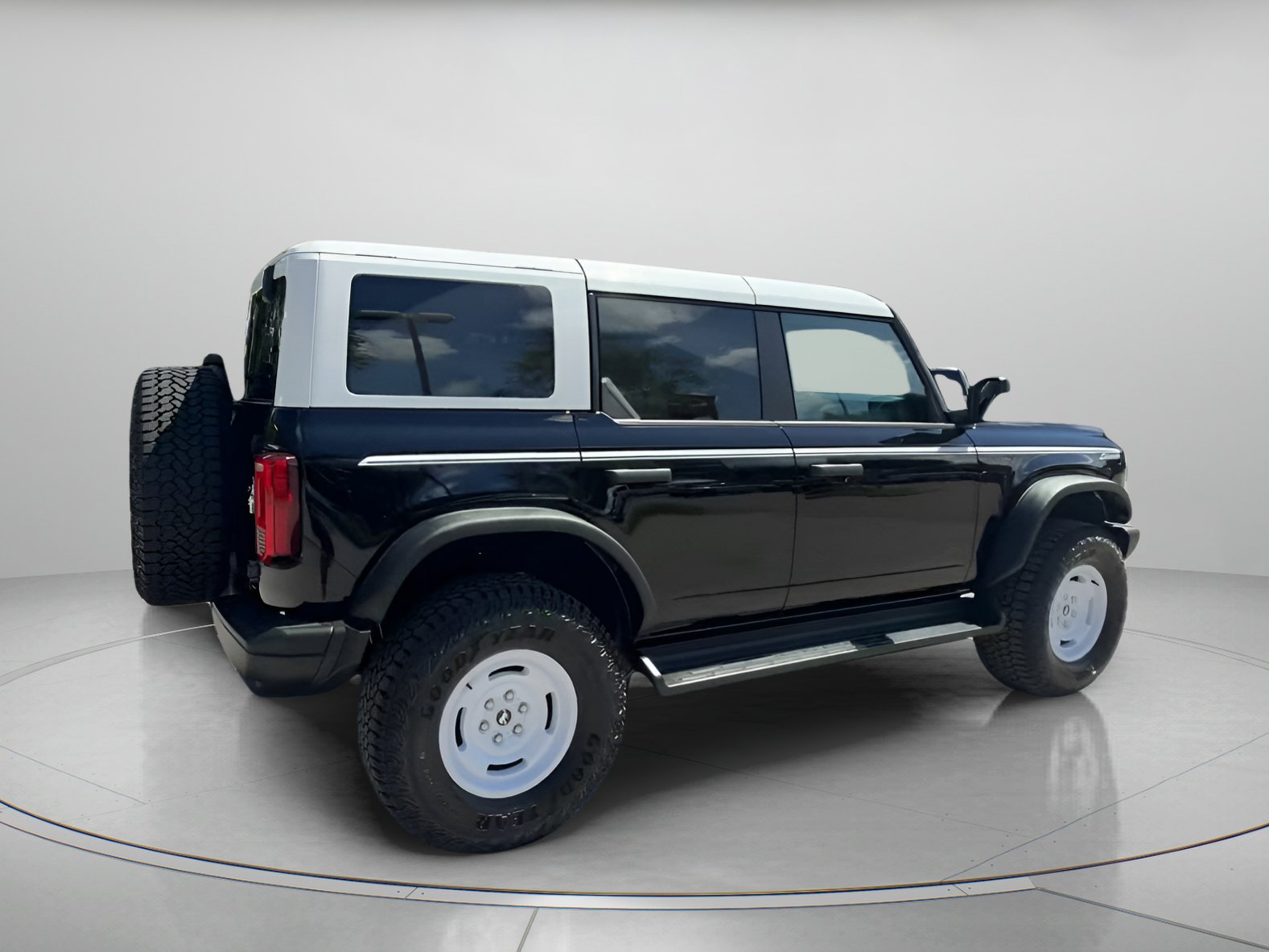 New 2026 Ford Bronco Heritage Edition AWD/4WD image 34