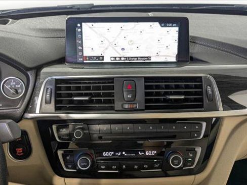 Used 2018 BMW 330i Sedan RWD image 29