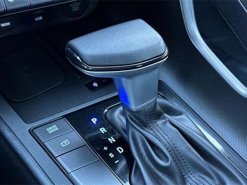 Certified 2025 Hyundai Elantra Sport image 21