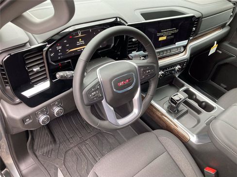 New 2026 GMC Sierra 1500 Elevation AWD/4WD image 12