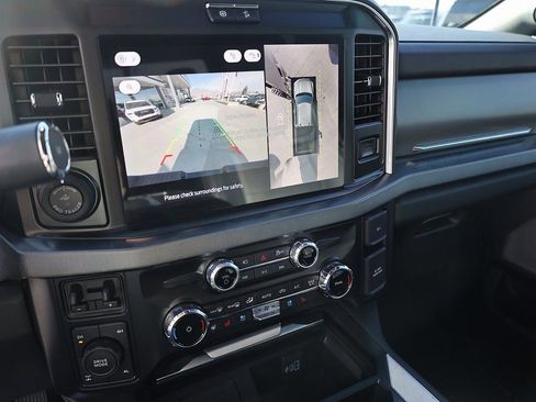 Used 2025 Ford F350 Platinum AWD/4WD image 15