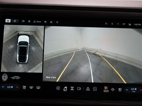 Used 2023 Rivian R1S Adventure AWD/4WD image 17