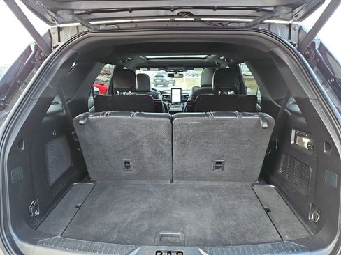 Used 2021 Ford Explorer ST w/ Equipment Group 401A image 18