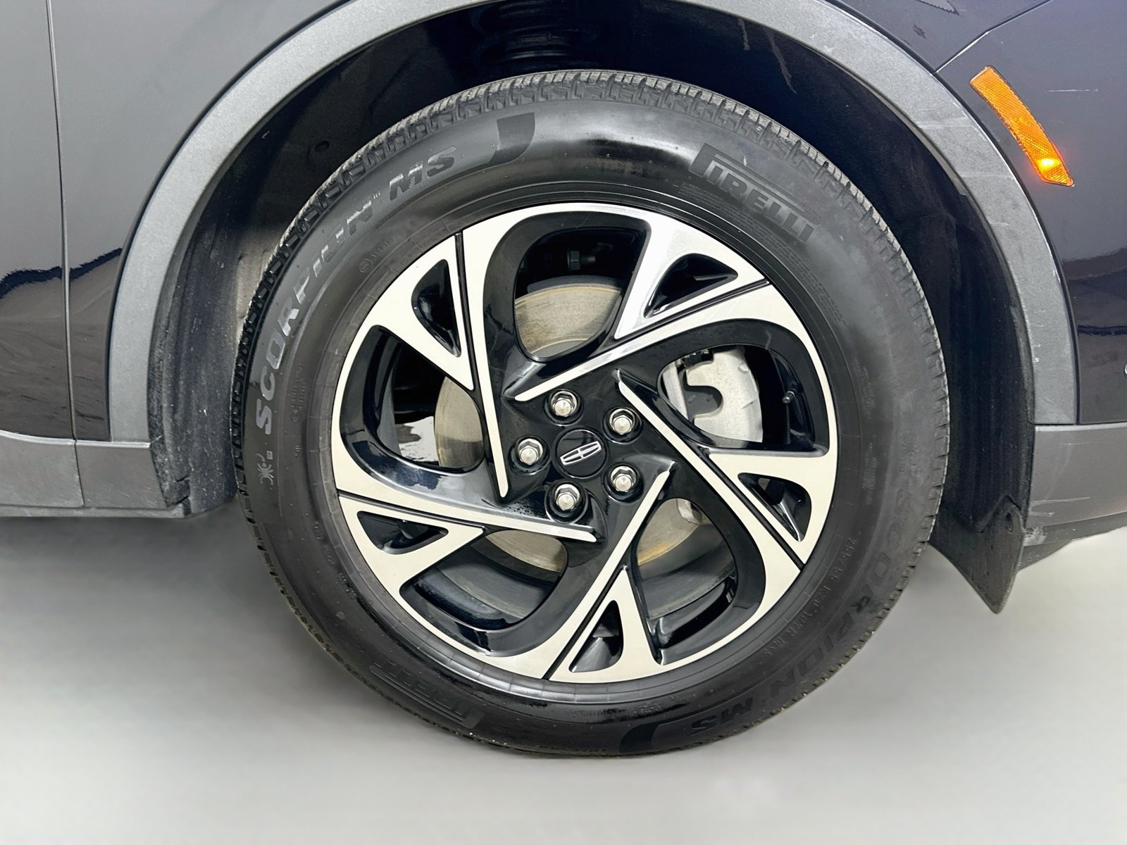 Used 2024 Lincoln Nautilus Premier w/ Equipment Group 102A AWD/4WD image 10