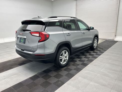 Used 2023 GMC Terrain SLE w/ Driver Convenience Package AWD/4WD image 9