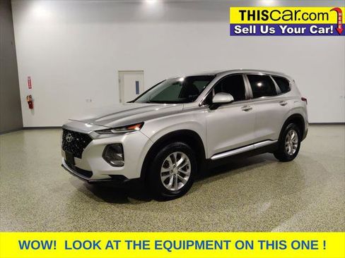 Used 2019 Hyundai Santa Fe SE FWD image 4