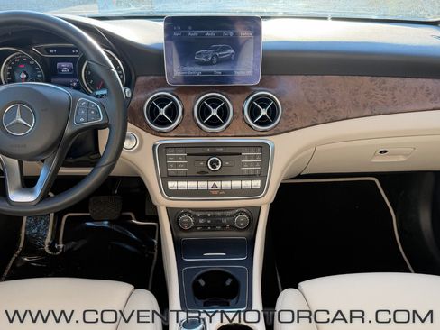 Used 2018 Mercedes-Benz GLA 250 4MATIC image 29