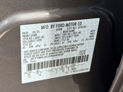 New 2025 Ford Maverick XLT w/ XLT Luxury Package image 25