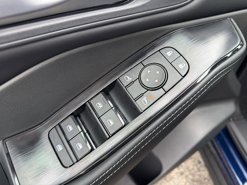 New 2026 Nissan Rogue SV AWD/4WD image 12