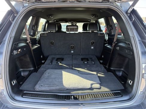 Certified 2024 Jeep Grand Cherokee L Laredo image 8