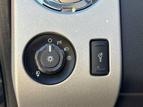 Used 2015 Ford F250 Lariat w/ Lariat Ultimate Package AWD/4WD image 25