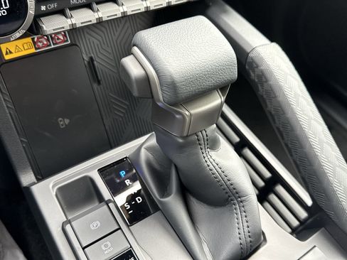 New 2026 Toyota 4Runner Platinum image 21