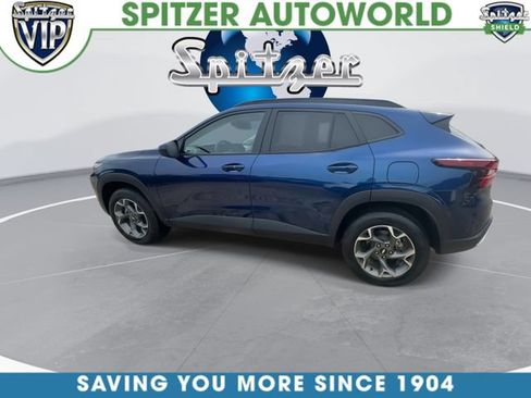Used 2024 Chevrolet Trax LT w/ Driver Confidence Package FWD image 6