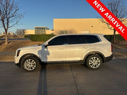 Used 2020 Kia Telluride LX image 5