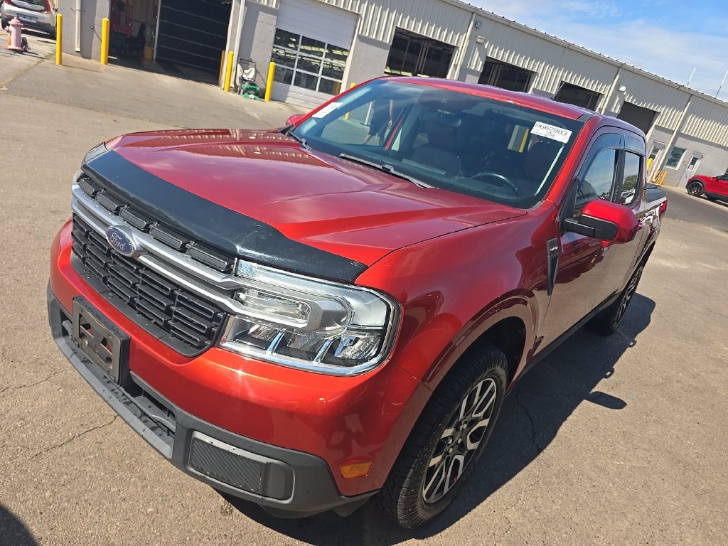 Used 2022 Ford Maverick Lariat FWD image 2