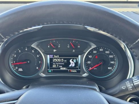 Used 2017 Chevrolet Malibu Premier w/ Premier Sun and Wheel Package image 20