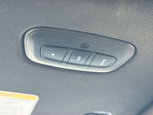 Used 2025 RAM 1500 Limited image 16